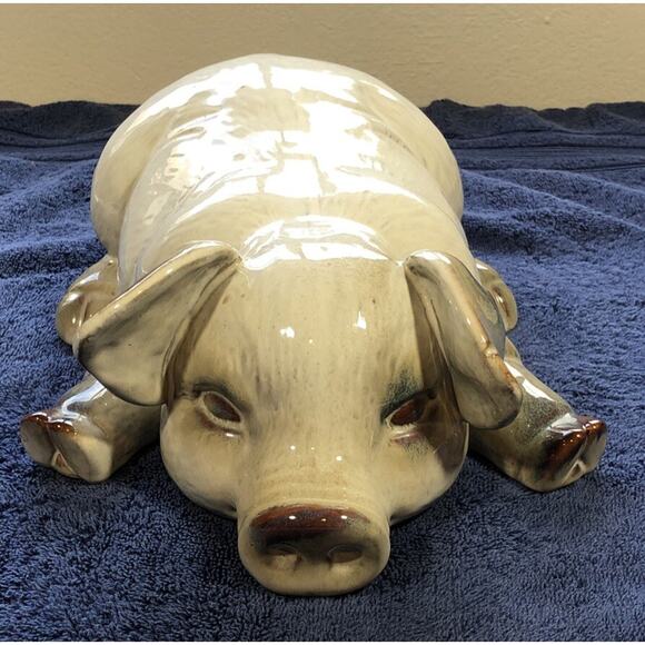 Pig Ceramic White Shiny Glazed Finish Farmhouse Decor 12" X 8.5" - Picture 1 of 7